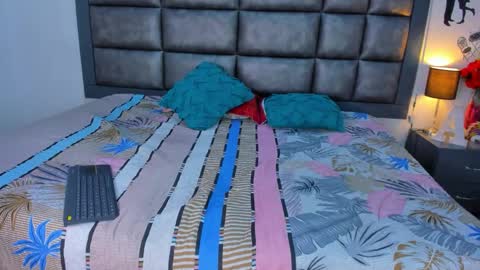 kattaleyaa_ online show from December 2025 02:15:01 PM