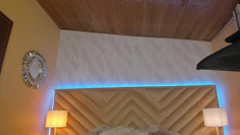 Katiia online show from March 2025 07:52:01 AM