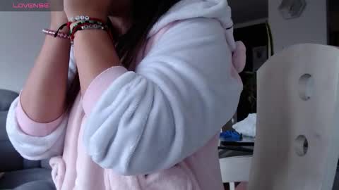 kattie online show from November 2025 06:31:02 PM