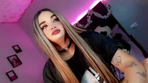 Snapshot of kattie_sweet_ chatting on October 2025 07:40:01 PM kattie_sweet_ online show from October 2025 07:40:01 PM