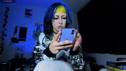 kattx   independent model online show from January 2026 01:53:02 AM