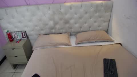 Katty Kiss  online show from February 2026 03:33:01 AM