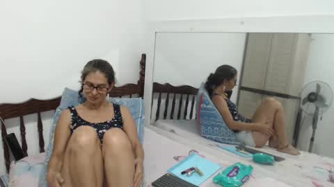 Snapshot of kattydirty144 chatting on January 2025 06:27:02 PM angel online show from January 2025 06:27:02 PM