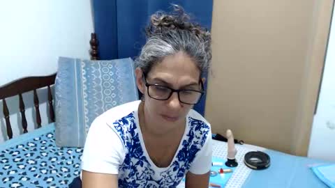 Snapshot of kattydirty144 chatting on May 2026 04:04:02 PM angel online show from May 2026 04:04:02 PM