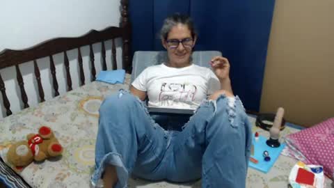 Snapshot of kattydirty144 chatting on July 2026 10:14:02 PM angel online show from July 2026 10:14:02 PM