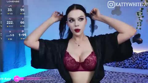 Snapshot of kattywhite777 chatting on June 2026 01:52:01 AM vacation until November 3 online show from June 2026 01:52:01 AM
