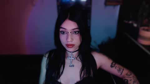 Snapshot of kattze chatting on March 2025 12:45:01 PM      online show from March 2025 12:45:01 PM