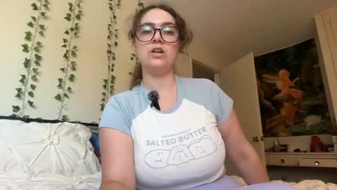 Princesse Kat  online show from June 2026 07:13:02 PM