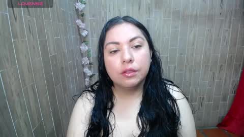 Snapshot of katy2425 chatting on May 2026 01:28:02 PM Katy online show from May 2026 01:28:02 PM