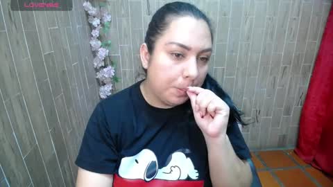 Snapshot of katy2425 chatting on June 2026 12:35:02 AM Katy online show from June 2026 12:35:02 AM