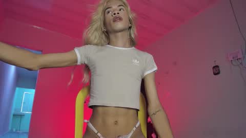 Snapshot of katy_bratz chatting on February 2026 08:30:01 PM Katy online show from February 2026 08:30:01 PM