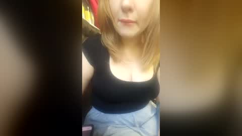 Snapshot of katy_brie chatting on July 2026 04:34:02 PM Katy Brie online show from July 2026 04:34:02 PM