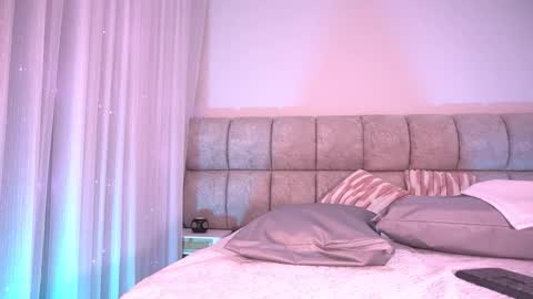 Katy online show from November 2025 11:54:01 AM