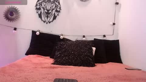 Katy Van online show from February 2025 09:30:01 AM