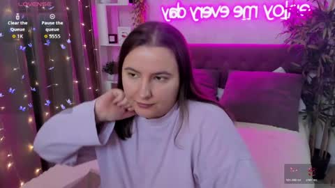 Kate online show from April 2026 05:52:01 AM