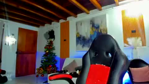 katy deliz online show from November 2025 10:42:02 PM