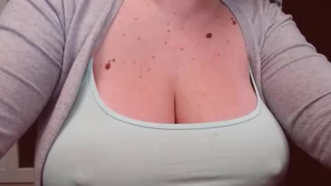 Katy online show from November 2025 04:14:02 AM