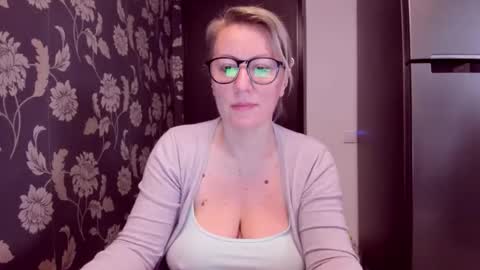 Katy online show from March 2026 05:52:01 AM