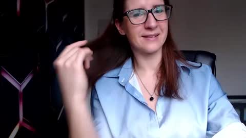 Snapshot of kayalips chatting on December 2024 08:11:02 AM KayaLips online show from December 2024 08:11:02 AM