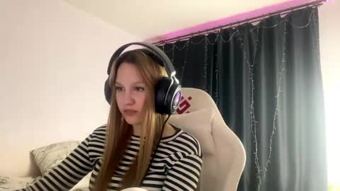 Amia online show from May 2026 06:34:02 PM