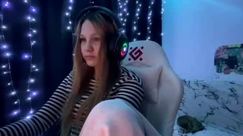 Amia online show from May 2026 07:29:01 PM
