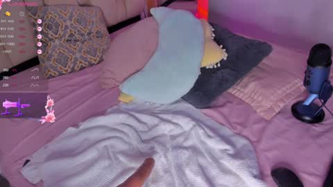 Kayla online show from January 2025 03:44:02 AM