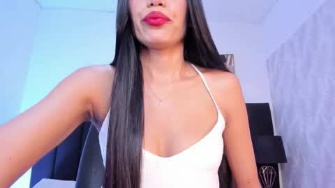 Kayla  online show from December 2025 11:37:02 AM