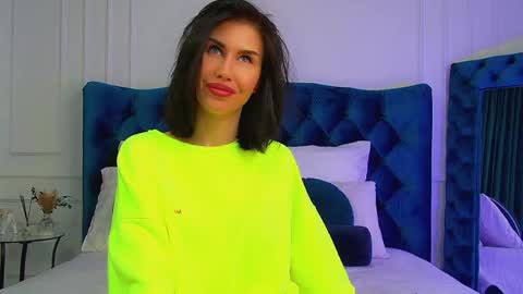 Snapshot of kaylamous chatting on May 2026 06:43:02 AM Kayla online show from May 2026 06:43:02 AM