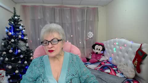 Snapshot of kaylesmoll chatting on January 2025 02:33:01 AM kaylesmoll online show from January 2025 02:33:01 AM