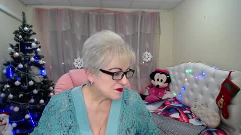 Snapshot of kaylesmoll chatting on January 2025 05:34:01 AM kaylesmoll online show from January 2025 05:34:01 AM