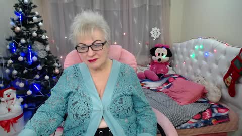 Snapshot of kaylesmoll chatting on January 2025 02:36:01 AM kaylesmoll online show from January 2025 02:36:01 AM
