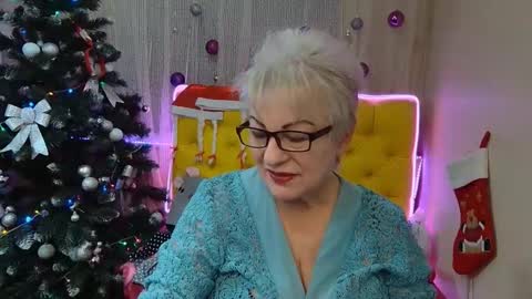 Snapshot of kaylesmoll chatting on January 2025 01:32:01 AM kaylesmoll online show from January 2025 01:32:01 AM