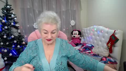 Snapshot of kaylesmoll chatting on January 2025 11:13:01 PM kaylesmoll online show from January 2025 11:13:01 PM