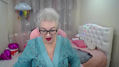 Snapshot of kaylesmoll chatting on January 2025 11:17:02 PM kaylesmoll online show from January 2025 11:17:02 PM