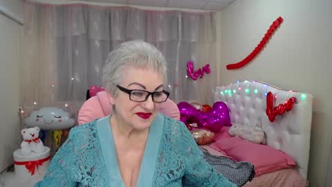 Snapshot of kaylesmoll chatting on January 2025 09:48:02 PM kaylesmoll online show from January 2025 09:48:02 PM