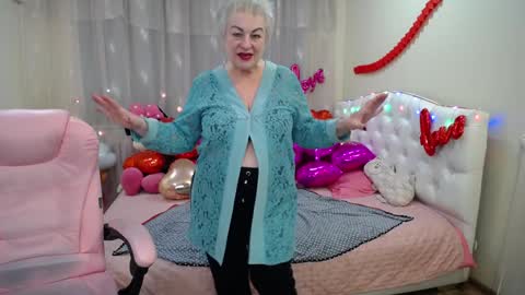 Snapshot of kaylesmoll chatting on February 2025 04:59:02 AM kaylesmoll online show from February 2025 04:59:02 AM