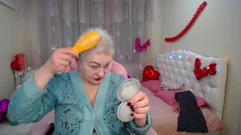 Snapshot of kaylesmoll chatting on February 2025 07:38:01 PM kaylesmoll online show from February 2025 07:38:01 PM