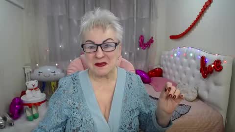 Snapshot of kaylesmoll chatting on March 2025 03:43:02 AM kaylesmoll online show from March 2025 03:43:02 AM
