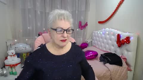 Snapshot of kaylesmoll chatting on March 2025 07:47:02 PM kaylesmoll online show from March 2025 07:47:02 PM