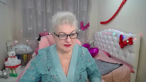 Snapshot of kaylesmoll chatting on March 2025 10:53:01 PM kaylesmoll online show from March 2025 10:53:01 PM