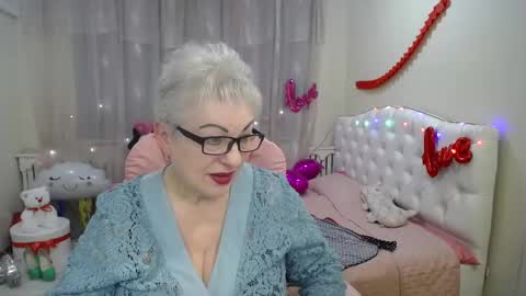 Snapshot of kaylesmoll chatting on March 2025 11:33:01 PM kaylesmoll online show from March 2025 11:33:01 PM