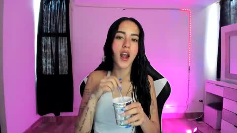 kaylie online show from January 2025 08:48:01 PM