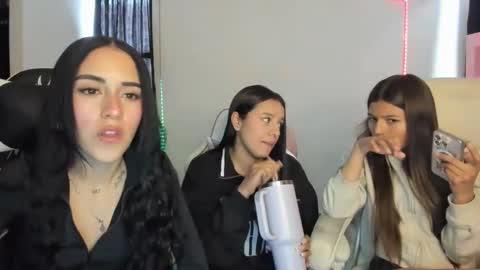 kaylie online show from February 2025 06:40:01 PM