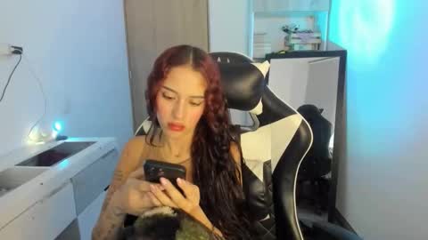 kaylie online show from April 2026 11:50:01 PM