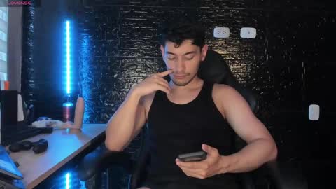 Kayn online show from April 2026 06:42:02 PM