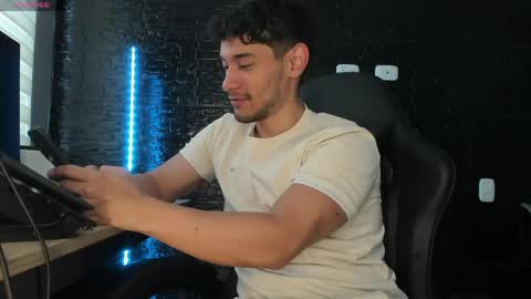 Kayn online show from April 2026 02:01:02 PM