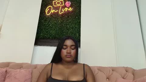 Kayna online show from October 2025 07:36:02 PM