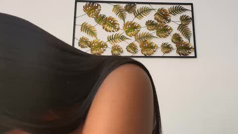 Kayna online show from November 2025 07:25:01 PM