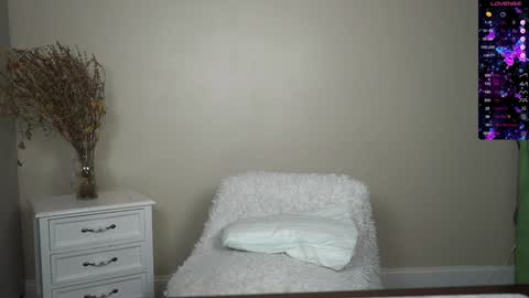 EliandKylie online show from December 2024 04:01:02 AM