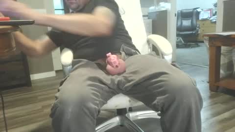 kchristi325 online show from October 2025 10:18:02 PM